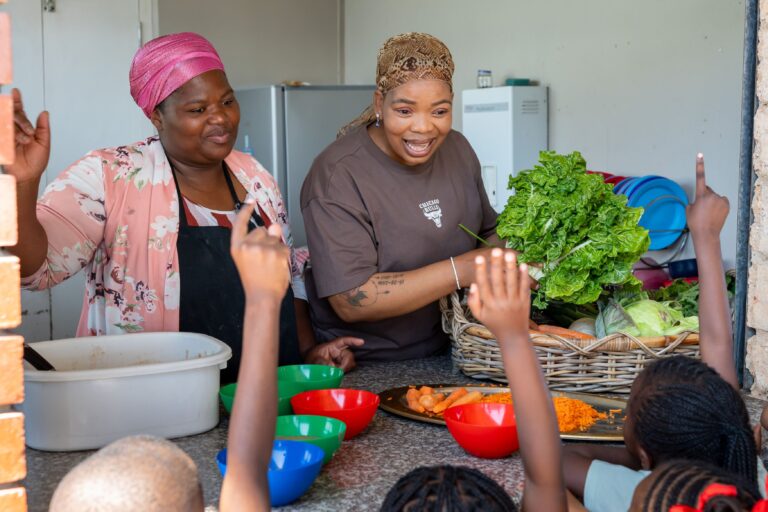 ‘GIVE US A HAND’ – South Africans called to show up this Mandela Day
